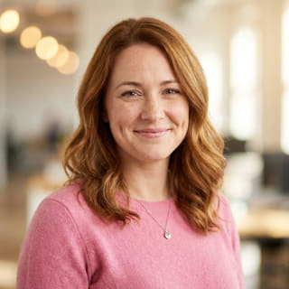 Emily Watson, aufgeführt als Leiterin des Kundensupports bei Teilprägur, im Profilbild